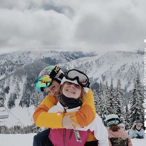 Meet your Posher, Lucy